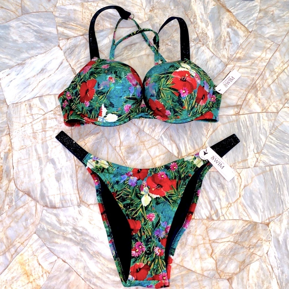 2 Pc 34B M‎ Set New Victoria's Secret BOMBSHELL BIKINI Medium BOTTOM Shine Set